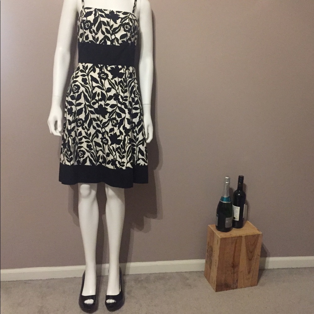 White House Black Market Floral Sun Dress size 4